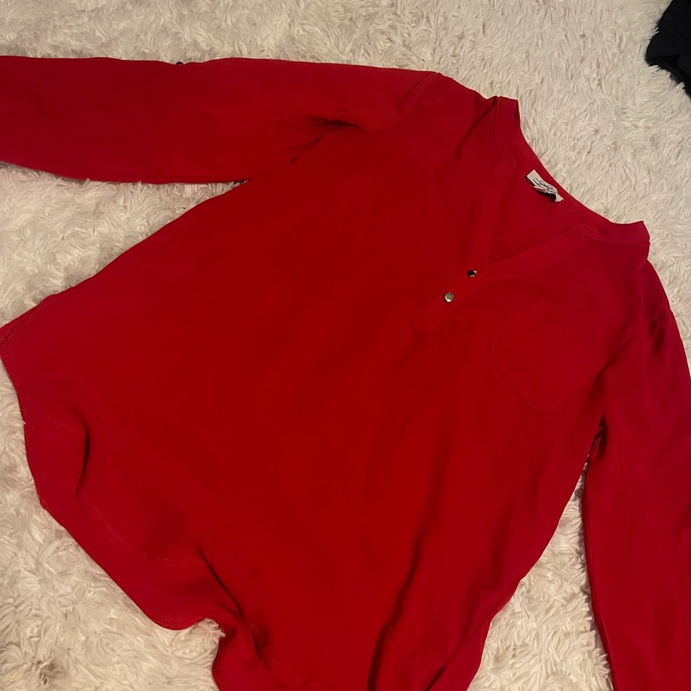 womens blouse with buttons